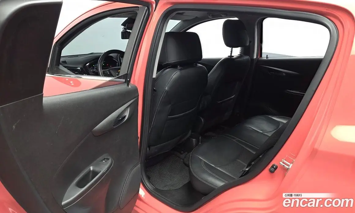 Chevrolet Spark 2017 1.0 автомат (гидро), фото 16