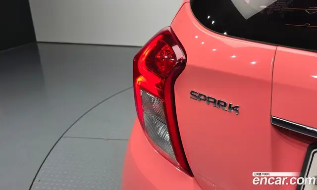 Chevrolet Spark 2017 1.0 автомат (гидро), миниатюра 9