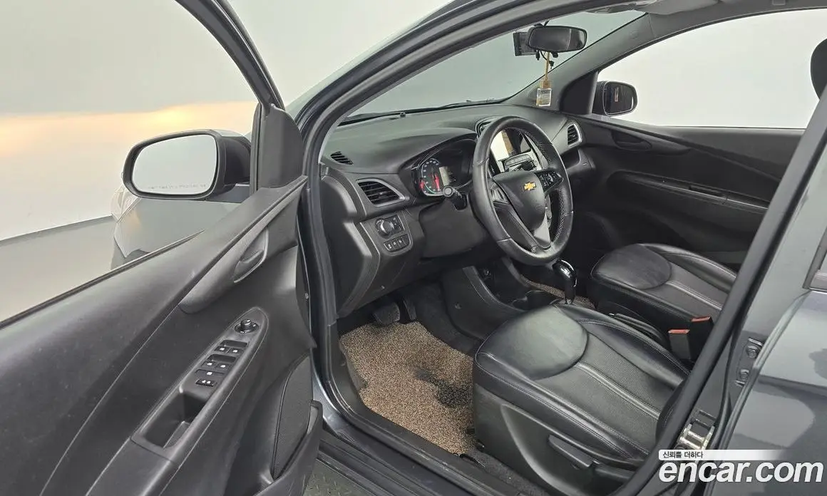Chevrolet Spark 2018 1.0 автомат (гидро), фото 13