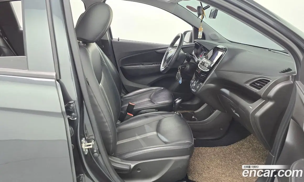 Chevrolet Spark 2018 1.0 автомат (гидро), фото 16