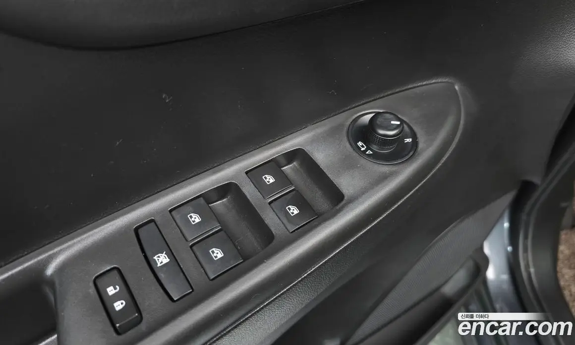 Chevrolet Spark 2018 1.0 автомат (гидро), фото 29