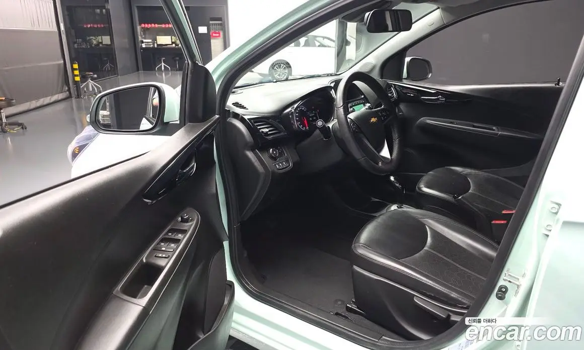 Chevrolet Spark 2018 1.0 автомат (гидро), фото 13