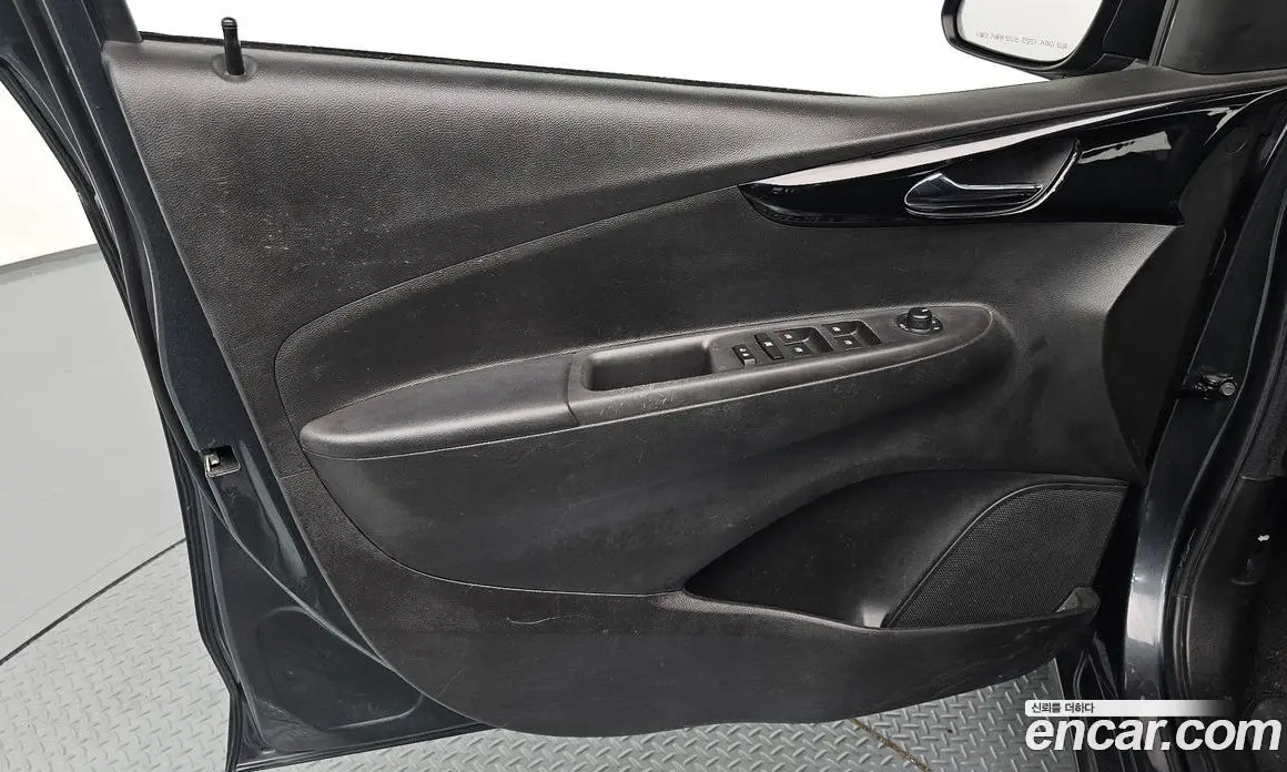 Chevrolet Spark 2019 1.0 автомат (гидро), фото 14