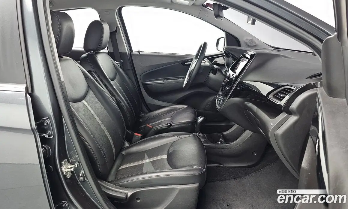 Chevrolet Spark 2019 1.0 автомат (гидро), фото 17