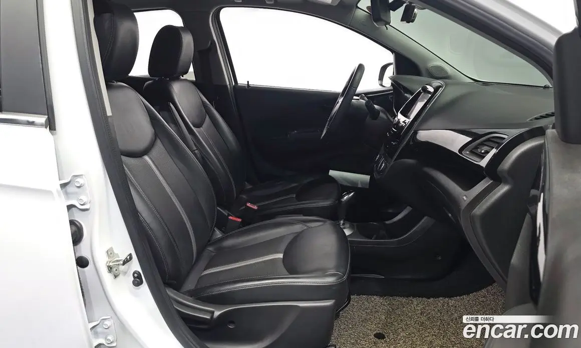 Chevrolet Spark 2019 1.0 автомат (гидро), фото 16