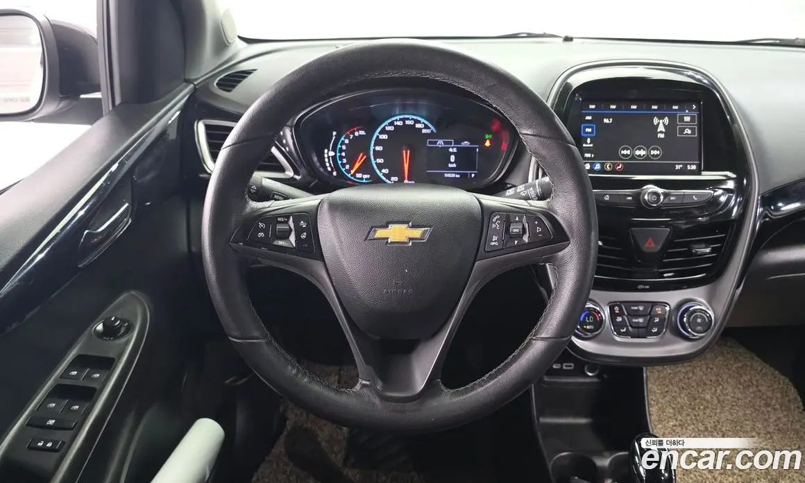 Chevrolet Spark 2019 1.0 автомат (гидро), фото 19