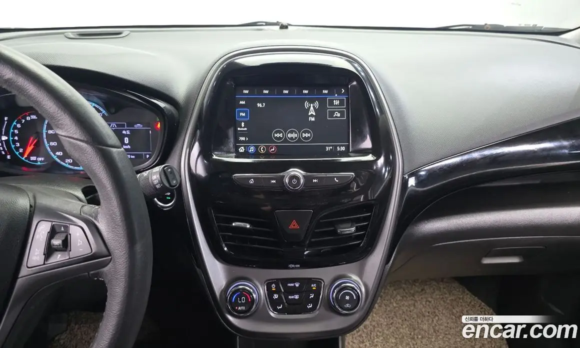 Chevrolet Spark 2019 1.0 автомат (гидро), фото 20