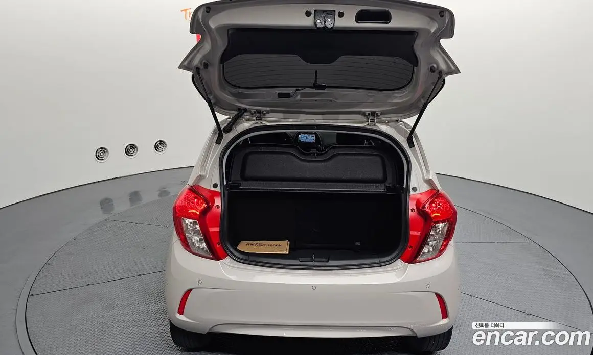 Chevrolet Spark 2020 1.0 автомат (гидро), фото 26