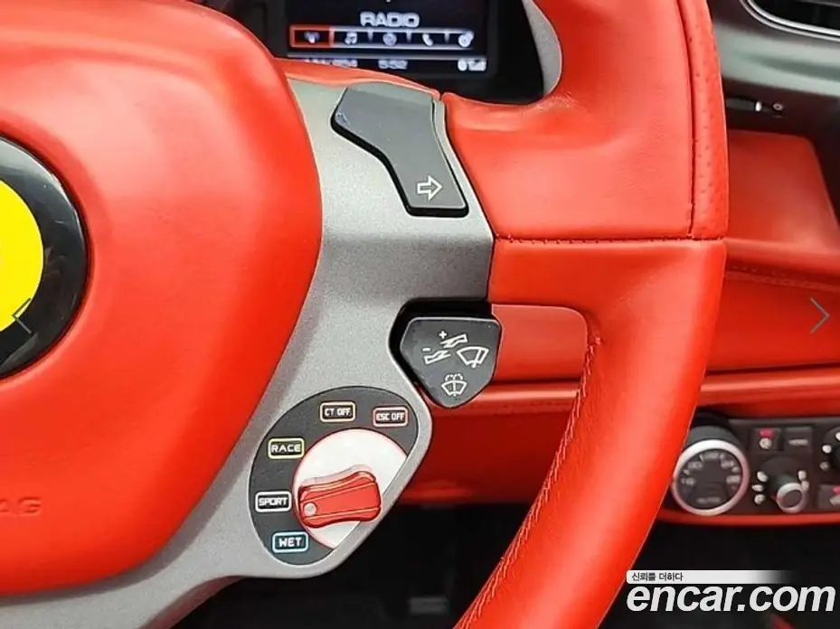 Ferrari 488 2017 3.9 автомат (гидро), фото 15