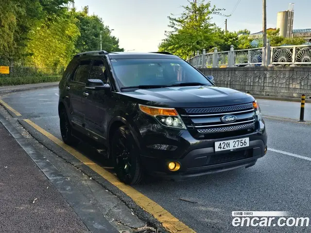 Ford Explorer 2013 3.5 автомат (гидро), миниатюра 3