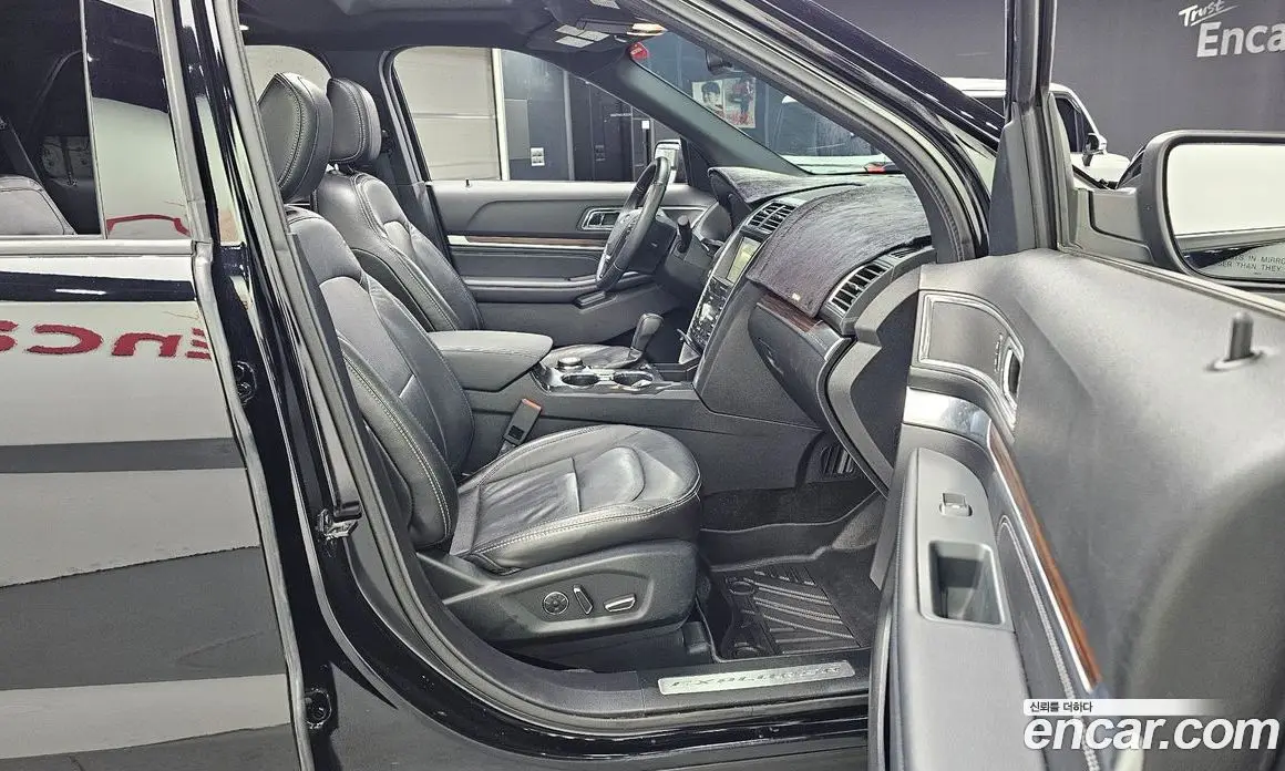 Ford Explorer 2018 2.3 автомат (гидро), фото 11