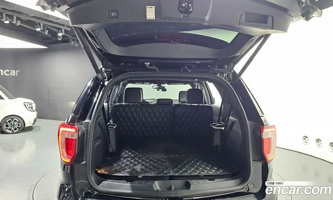 Ford Explorer 2018 2.3 автомат (гидро), фото 20