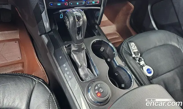 Ford Explorer 2019 2.3 автомат (гидро), миниатюра 11