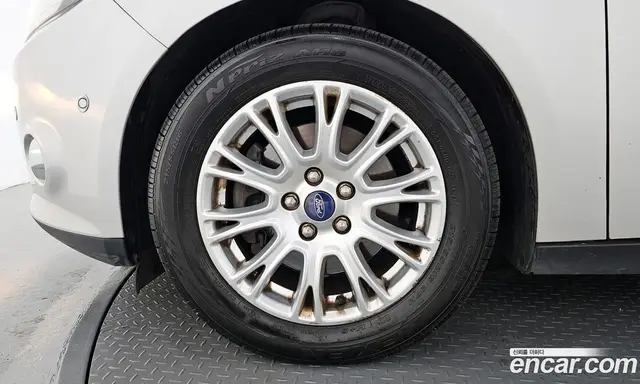 Ford Focus 2015 2.0 автомат (гидро), миниатюра 5