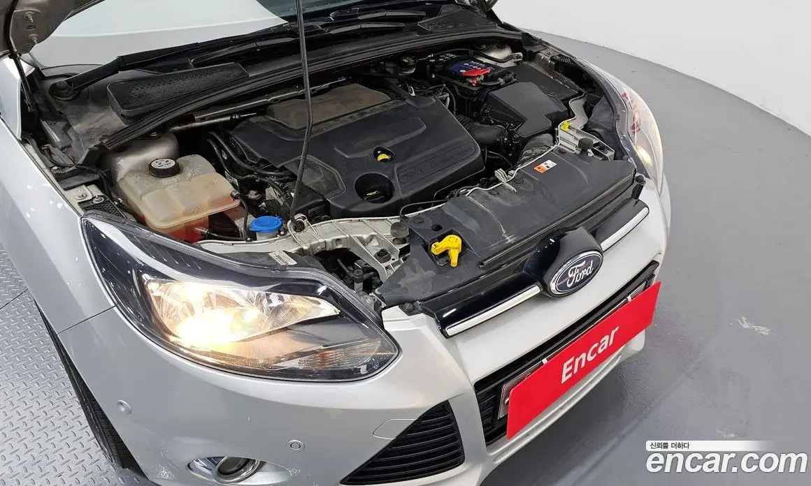 Ford Focus 2015 2.0 автомат (гидро), фото 6
