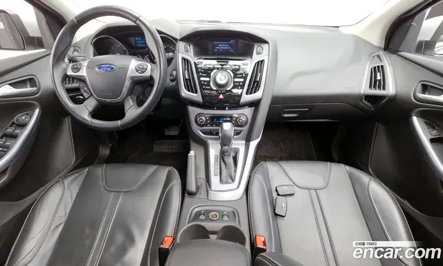 Ford Focus 2015 2.0 автомат (гидро), миниатюра 7