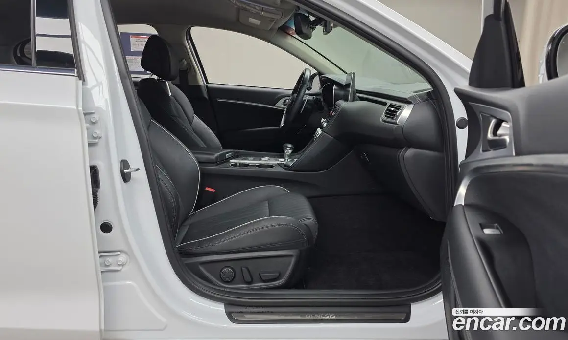Genesis G70 2018 2.0 автомат (гидро), фото 16