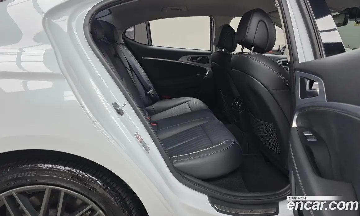 Genesis G70 2018 2.0 автомат (гидро), фото 17
