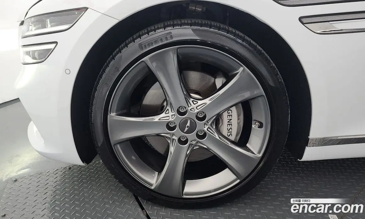 Genesis G80 2023 2.5 автомат (гидро), фото 4