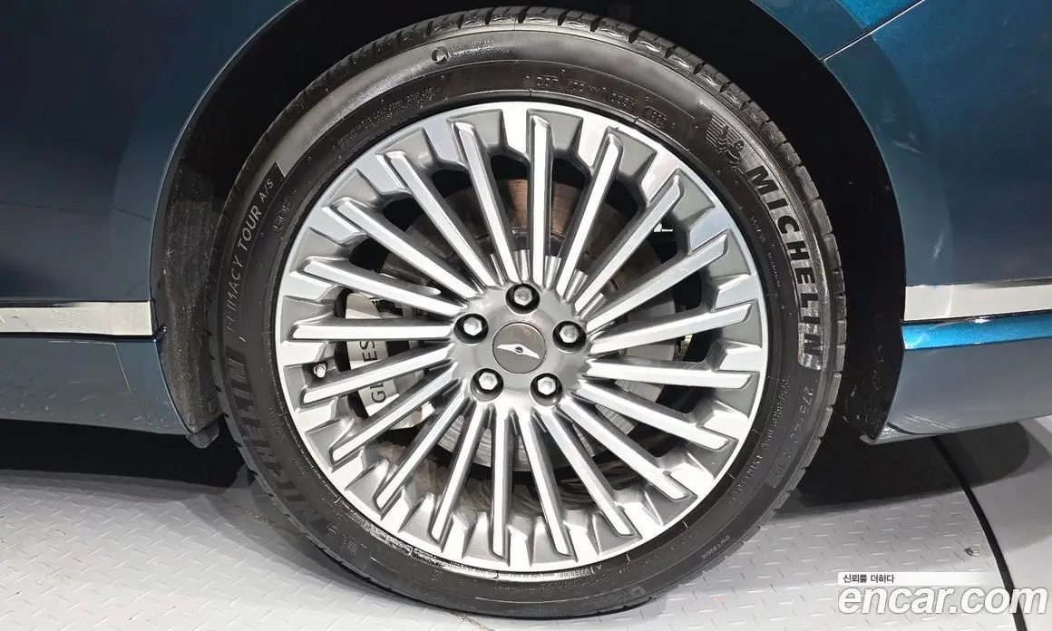 Genesis G80 2023 0.2 автомат (гидро), фото 7