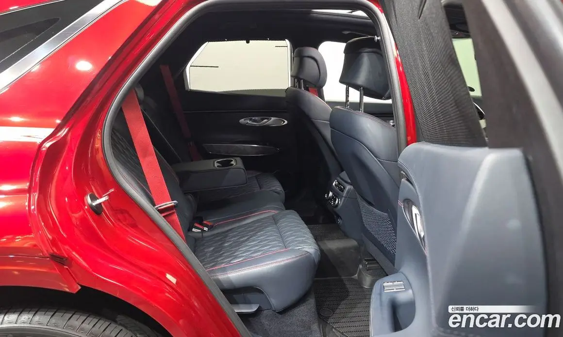 Genesis GV70 2022 2.5 автомат (гидро), фото 12