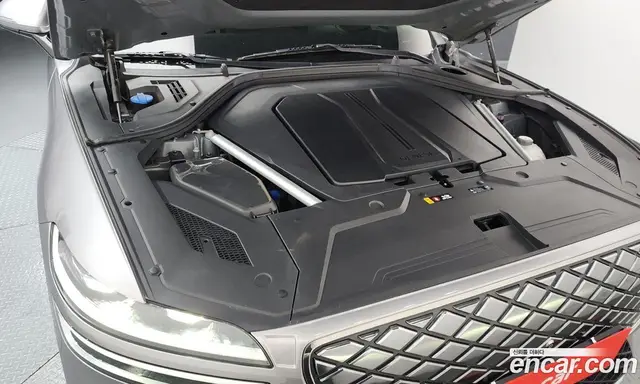 Genesis GV70 2022 0.1 автомат (гидро), миниатюра 6