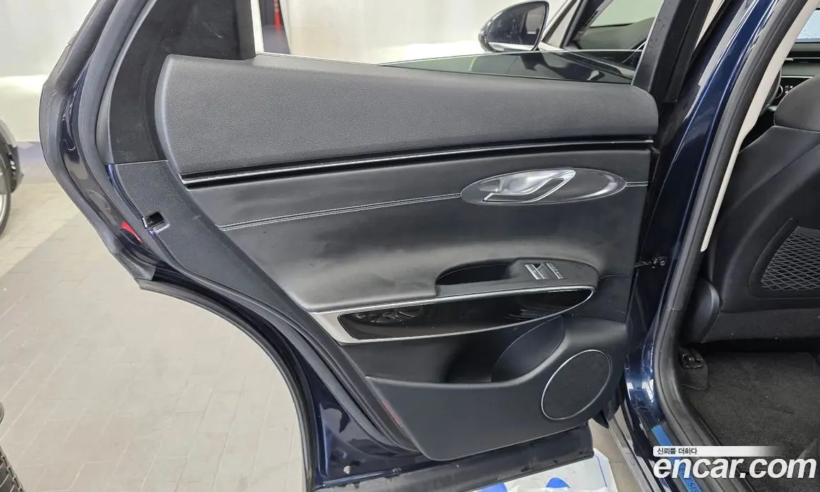 Genesis GV70 2022 2.5 автомат (гидро), фото 15