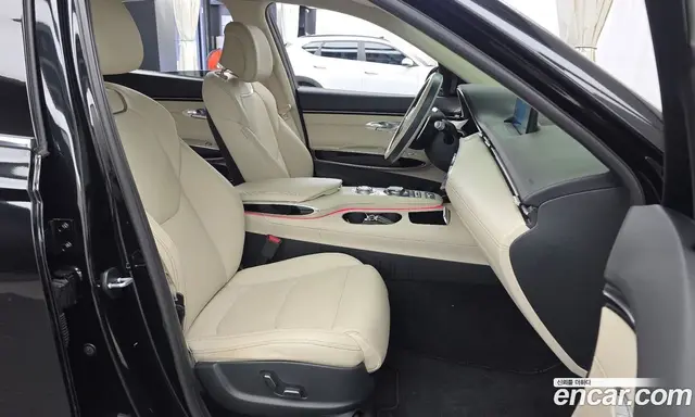 Genesis GV70 2023 2.5 автомат (гидро), миниатюра 11