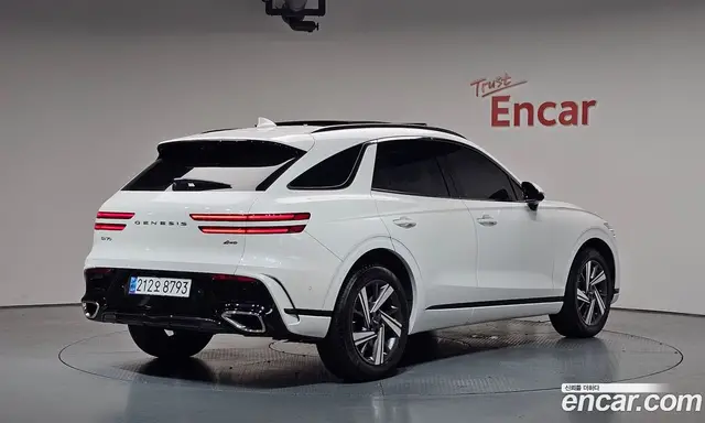 Genesis GV70, 2024, 14 568 км