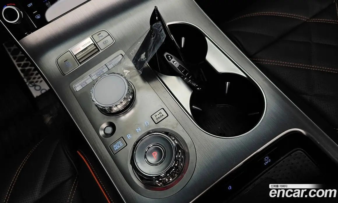 Genesis GV70 2024 2.5 автомат (гидро), фото 11