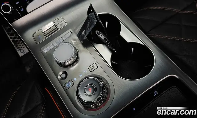 Genesis GV70 2024 2.5 автомат (гидро), миниатюра 11