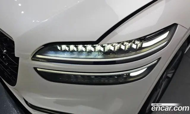 Genesis GV70 2024 2.5 автомат (гидро), миниатюра 7