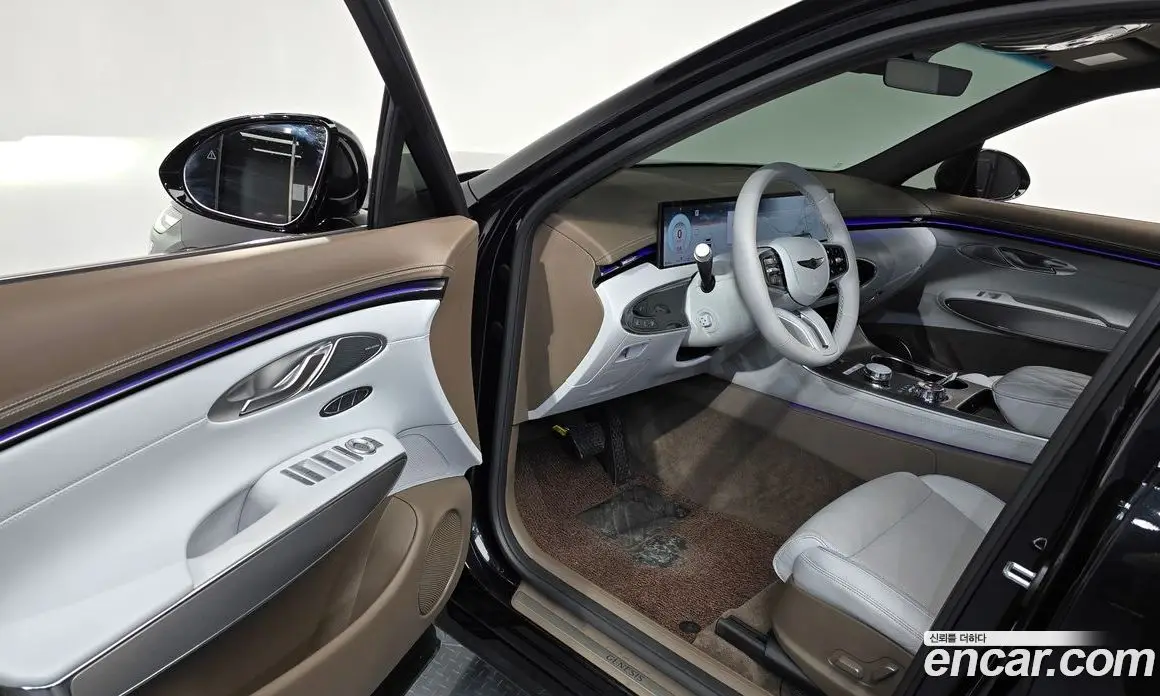 Genesis GV70 2024 2.5 автомат (гидро), фото 13