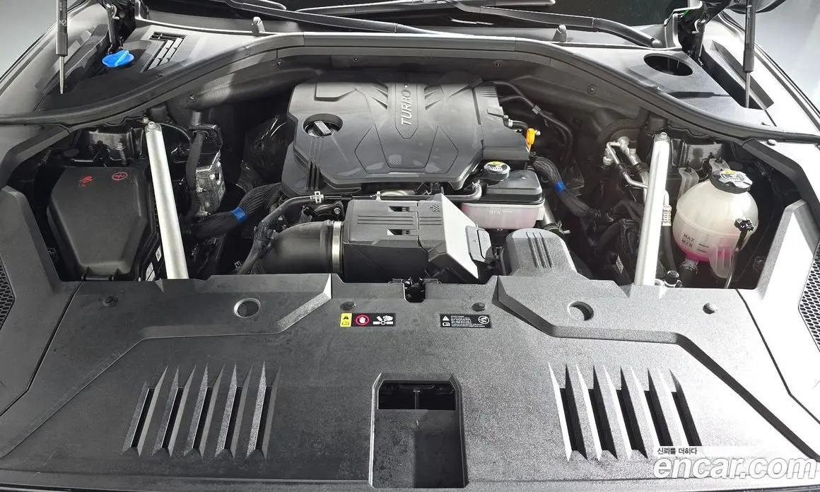 Genesis GV70 2024 2.5 автомат (гидро), фото 6