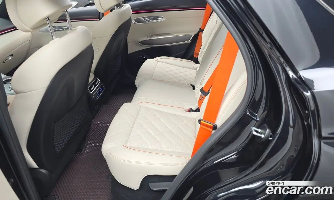 Genesis GV70 2024 2.5 автомат (гидро), фото 16