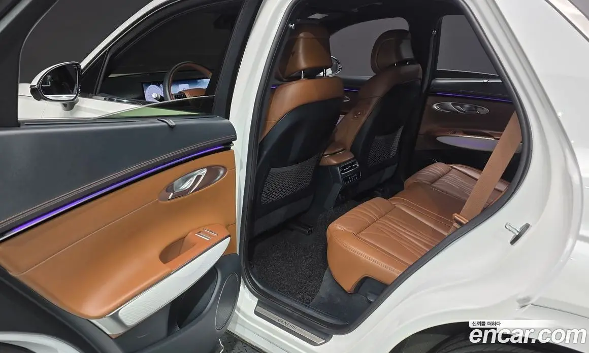 Genesis GV70 2024 2.5 автомат (гидро), фото 18
