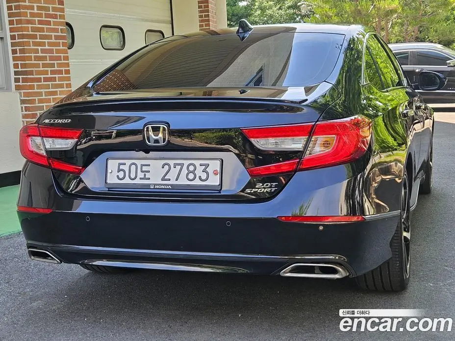Honda Accord 2018 2.0 автомат (гидро), фото 5