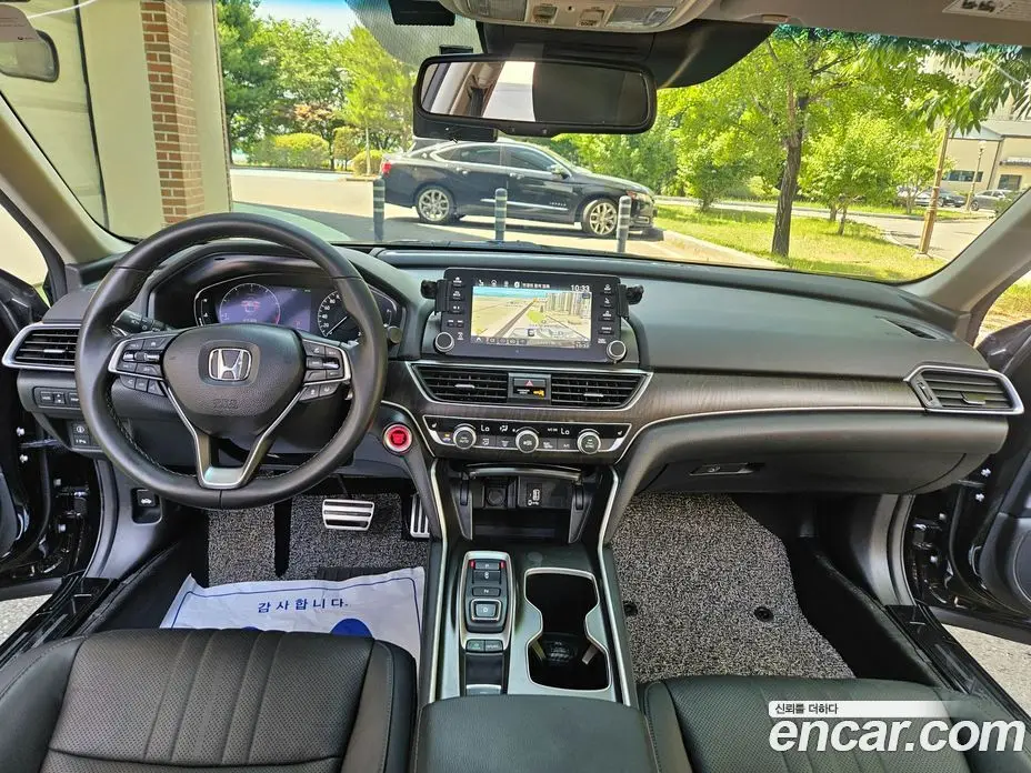 Honda Accord 2018 2.0 автомат (гидро), фото 10