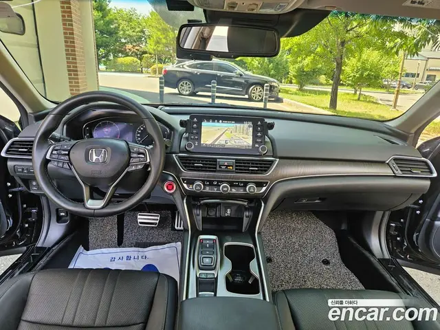 Honda Accord 2018 2.0 автомат (гидро), миниатюра 10