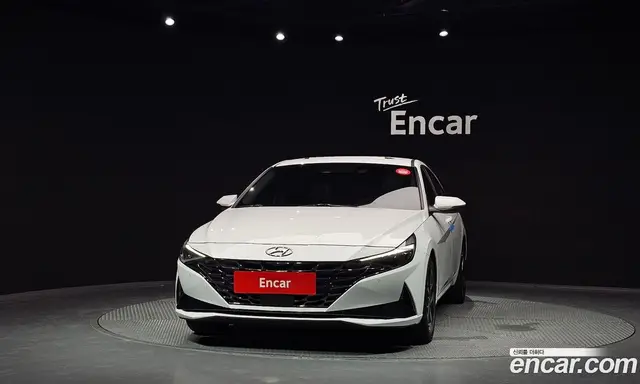 Hyundai Avante 2021 1.6 автомат (гидро), миниатюра 3