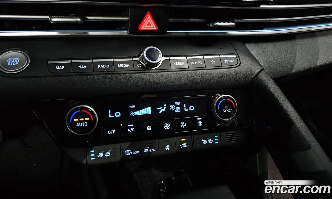Hyundai Avante 2021 1.6 автомат (гидро), фото 28