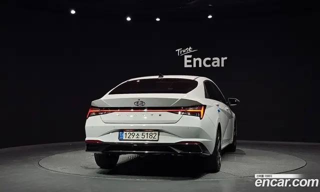 Hyundai Avante 2021 1.6 автомат (гидро), миниатюра 4