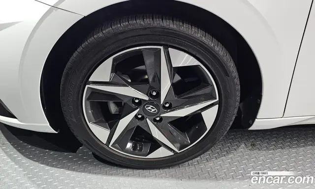 Hyundai Avante 2021 1.6 автомат (гидро), миниатюра 5