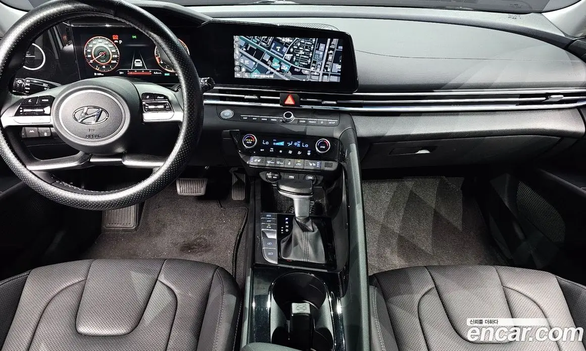 Hyundai Avante 2021 1.6 автомат (гидро), фото 10