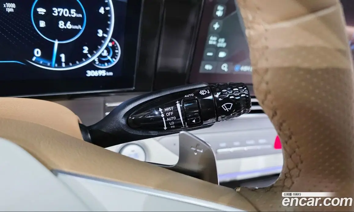 Hyundai Grandeur 2022 3.3 автомат (гидро), фото 27