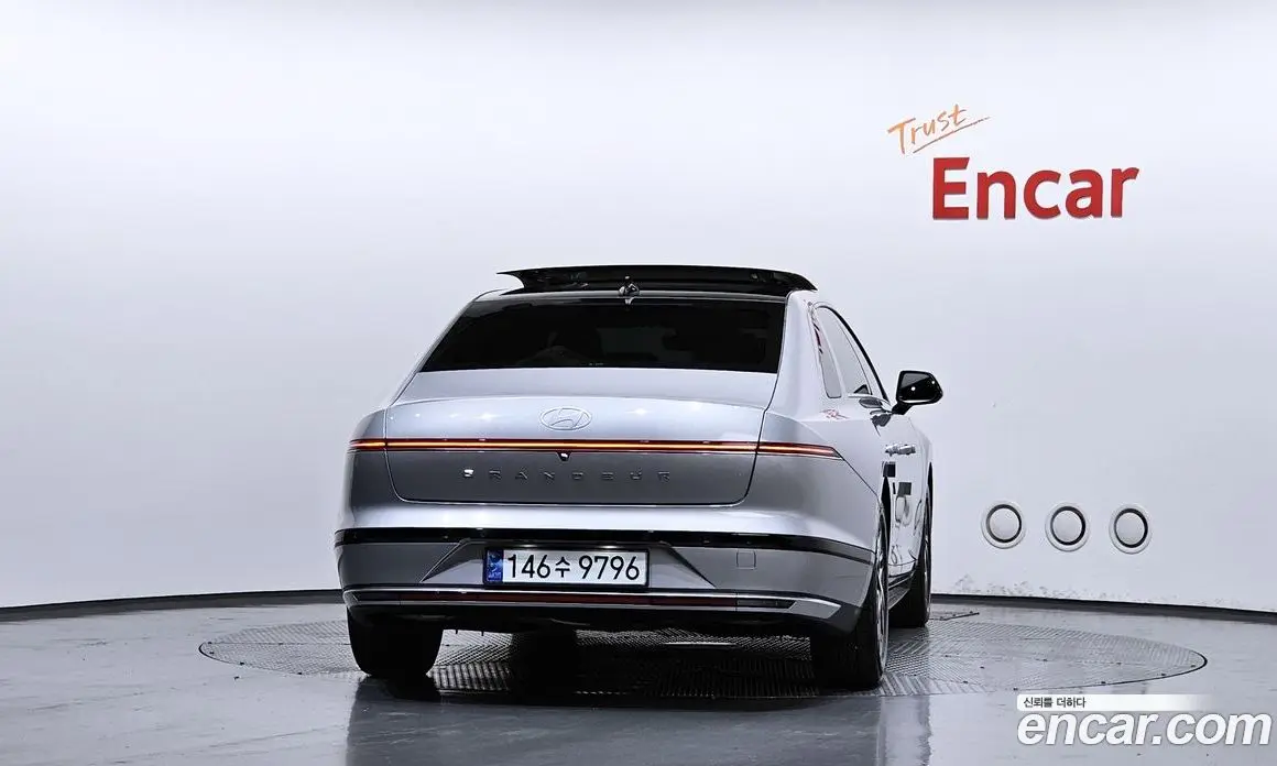 Hyundai Grandeur 2023 1.6 автомат (гидро), фото 4