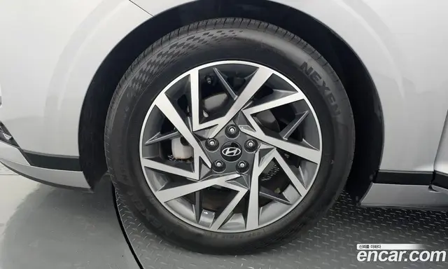 Hyundai Grandeur 2023 1.6 автомат (гидро), миниатюра 5