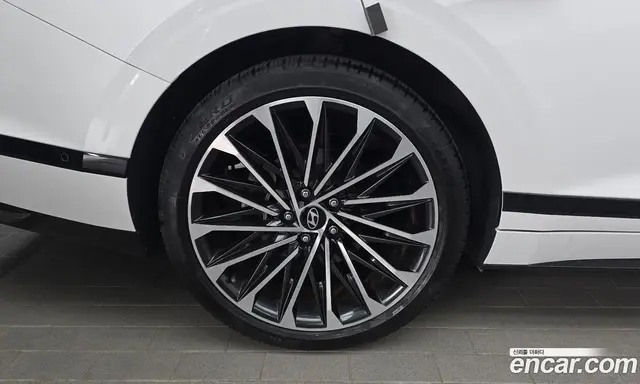 Hyundai Grandeur 2023 1.6 автомат (гидро), миниатюра 5