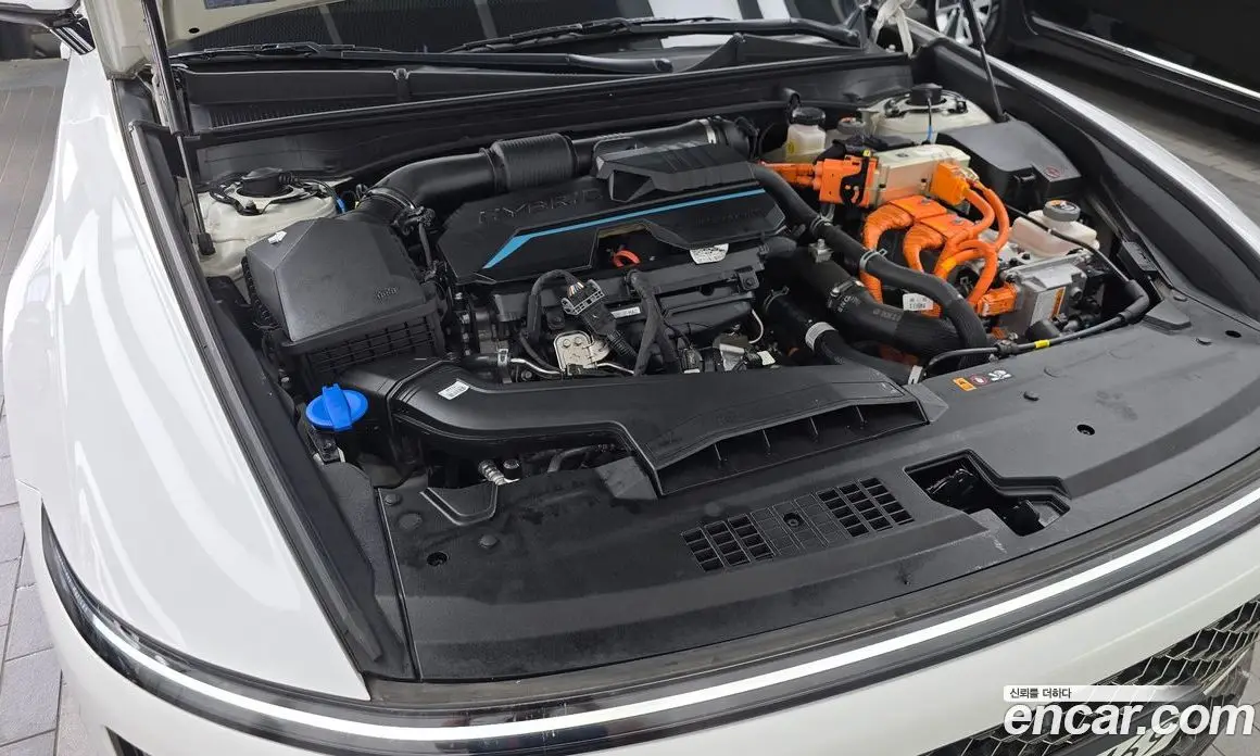Hyundai Grandeur 2023 1.6 автомат (гидро), фото 6
