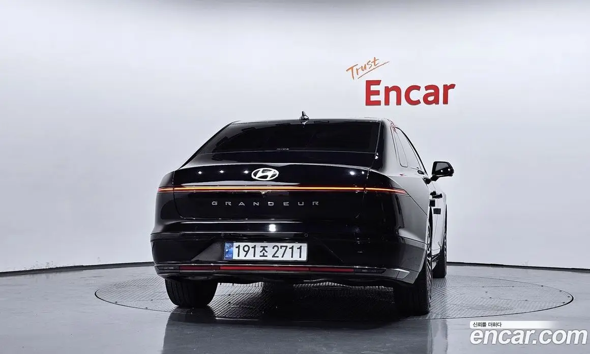 Hyundai Grandeur 2024 1.6 автомат (гидро), фото 4
